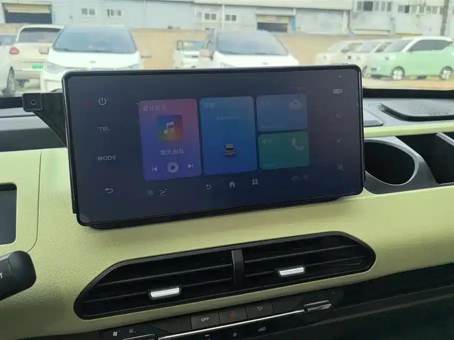 Panda 2023 Panda Mini 200km Agile Bear — миниатюра 13