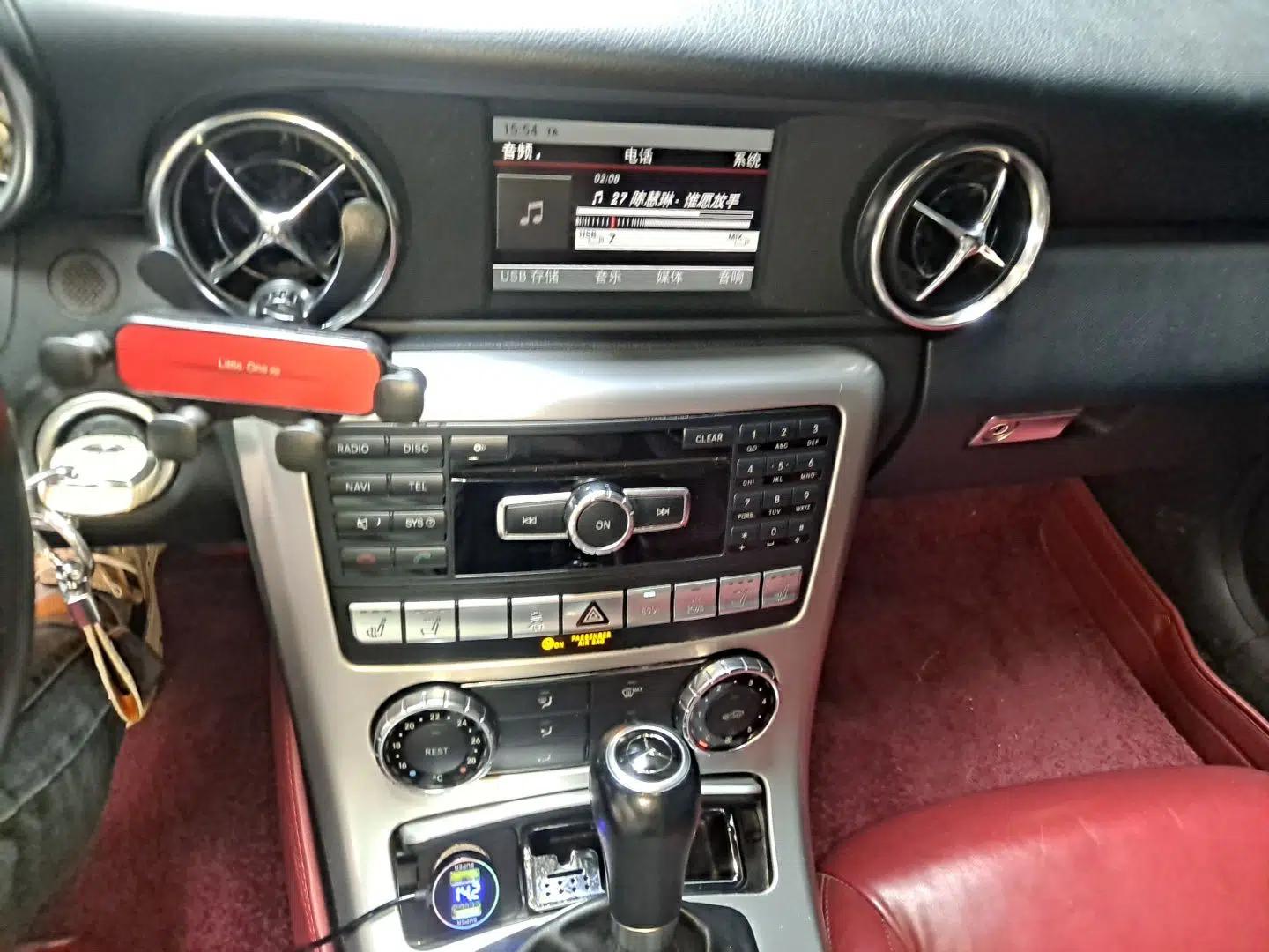 Mercedes-Benz SLK-Class 2011 SLK 200 Fashion Model — миниатюра 13