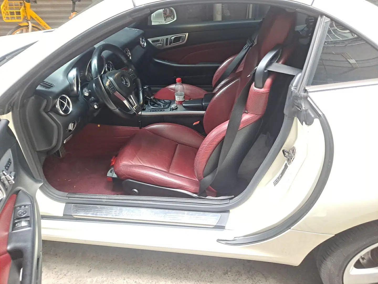Mercedes-Benz SLK-Class 2011 SLK 200 Fashion Model — миниатюра 17