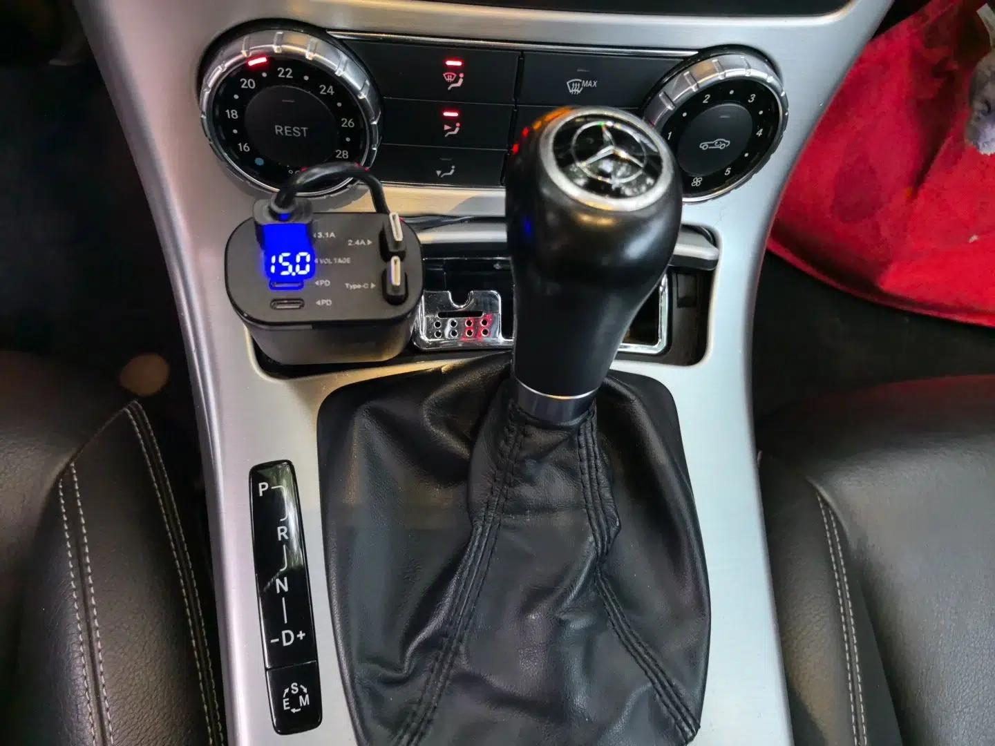 Mercedes-Benz SLK-Class 2011 SLK 200 Fashion Model — миниатюра 14