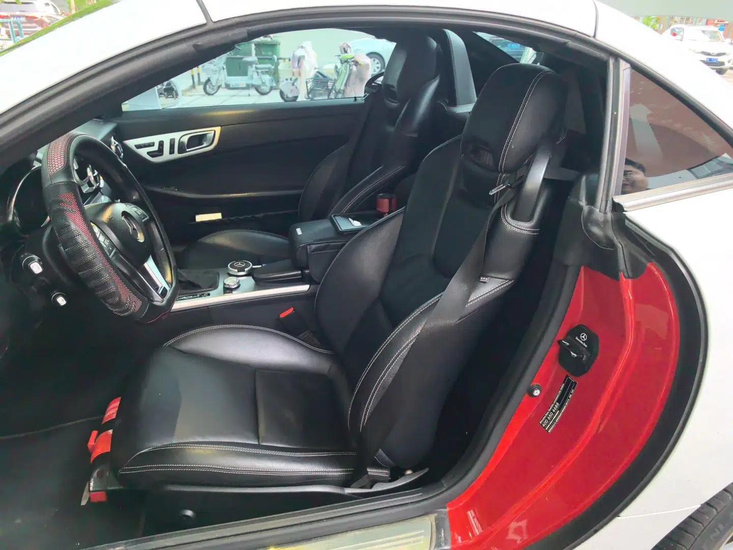Mercedes-Benz SLK-Class 2011 SLK 200 Fashion Model — миниатюра 17