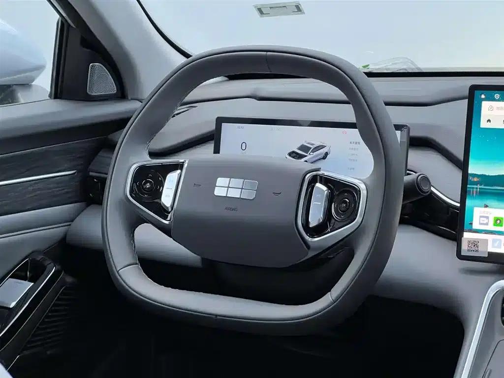 Galaxy L6 2025 EM-i 140km Explorer+ Edition — миниатюра 28
