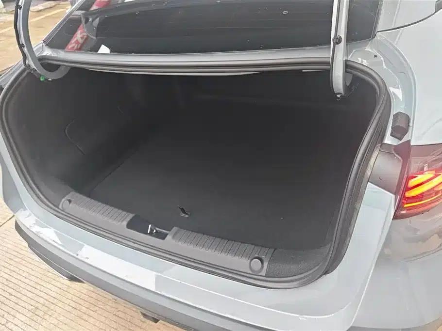 Galaxy L6 2025 EM-i 60km Starter Edition — миниатюра 4