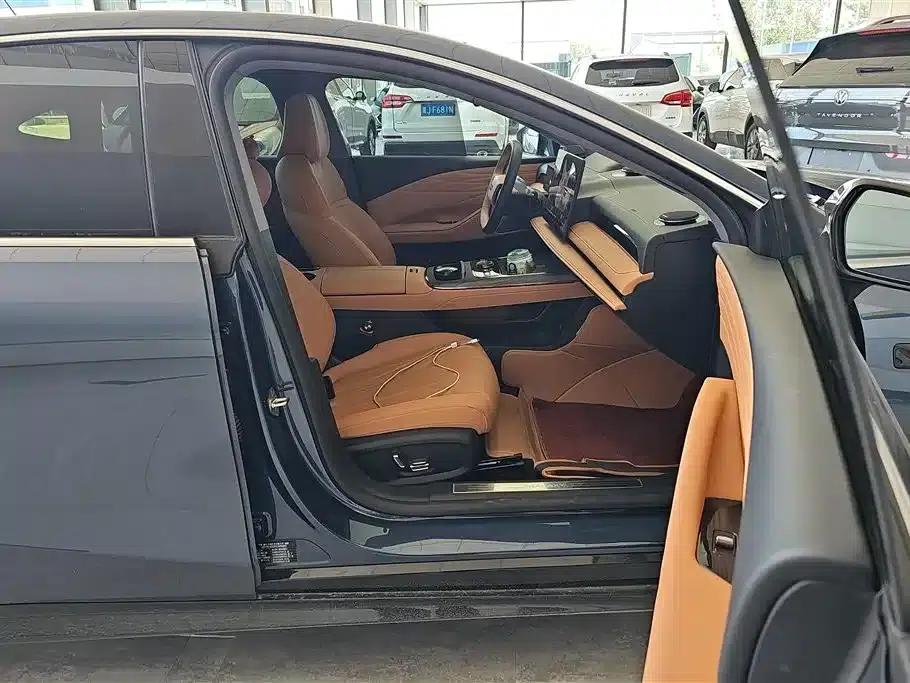 Galaxy Star 8 2025 Model 130km EM-i Flagship Edition — миниатюра 7