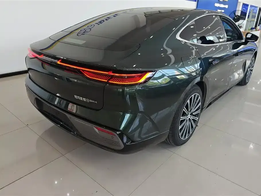 Galaxy Star 8 2025 Model 130km EM-i Flagship Edition — миниатюра 3