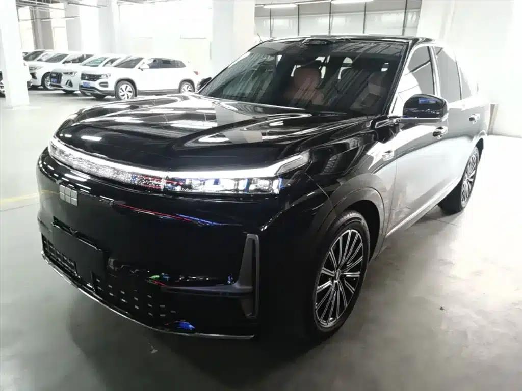 Galaxy M9 2025 210km/h AWD Navigator Edition — миниатюра 1