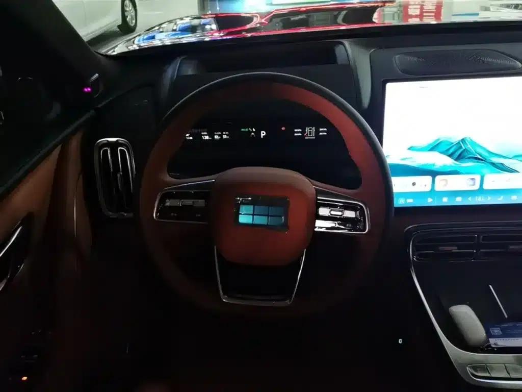 Galaxy M9 2025 210km/h AWD Navigator Edition — миниатюра 11