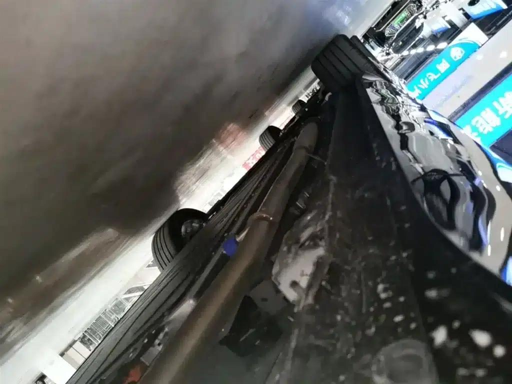 Galaxy M9 2025 210km/h AWD Navigator Edition — миниатюра 22