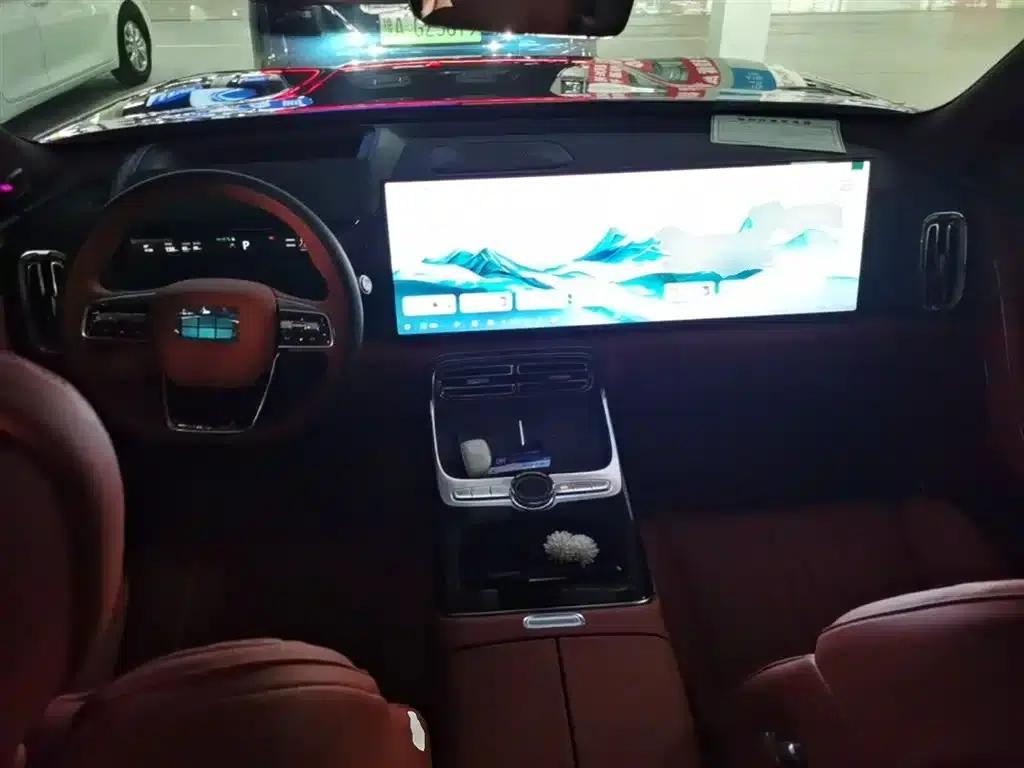 Galaxy M9 2025 210km/h AWD Navigator Edition — миниатюра 10
