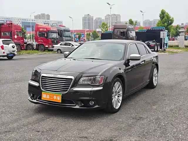 2013 Chrysler 300C Imported Model 3.6L Premium Edition