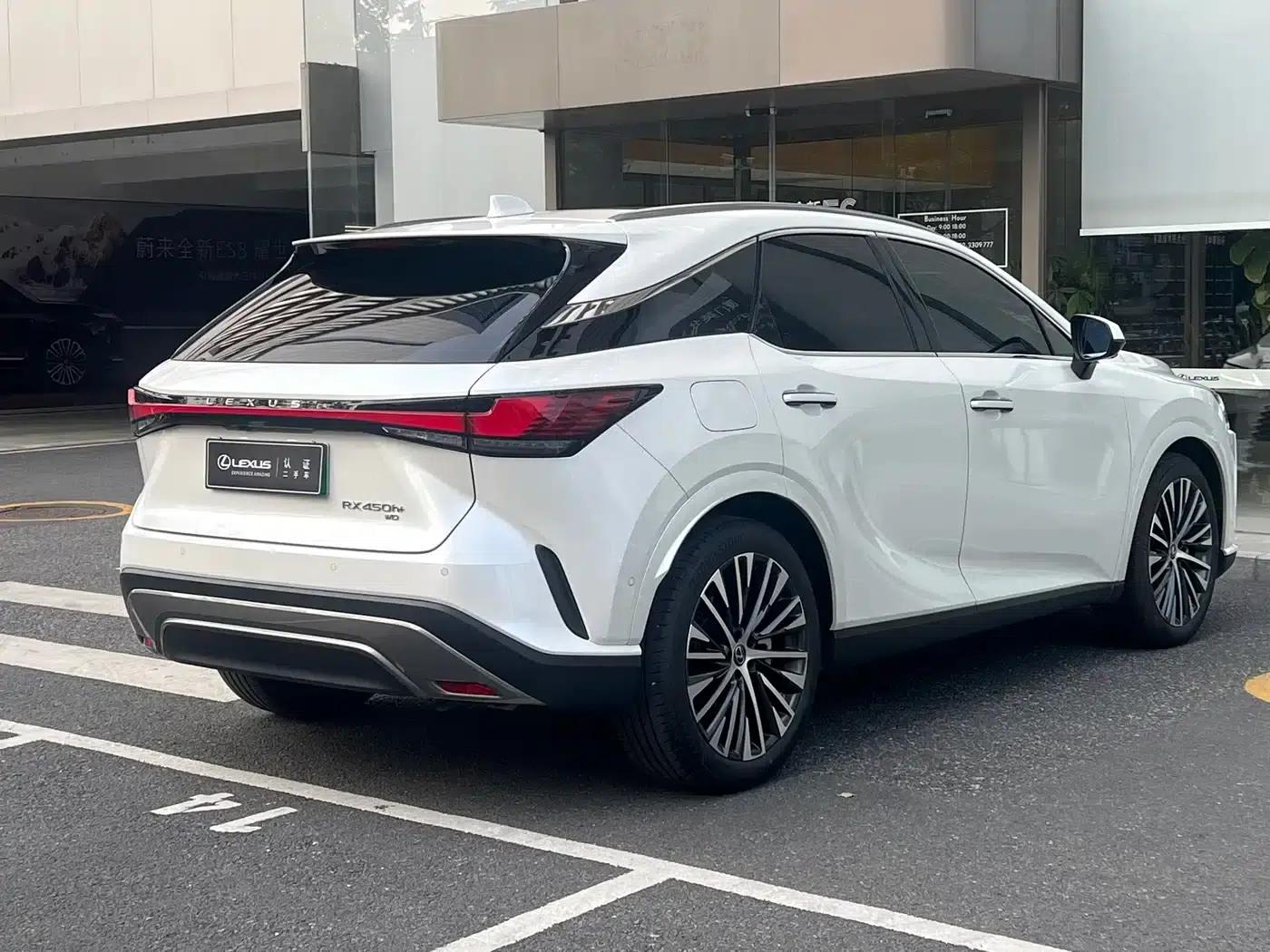 Lexus RX Hybrid 2023 450h+ AWD Enjoy Edition — миниатюра 15