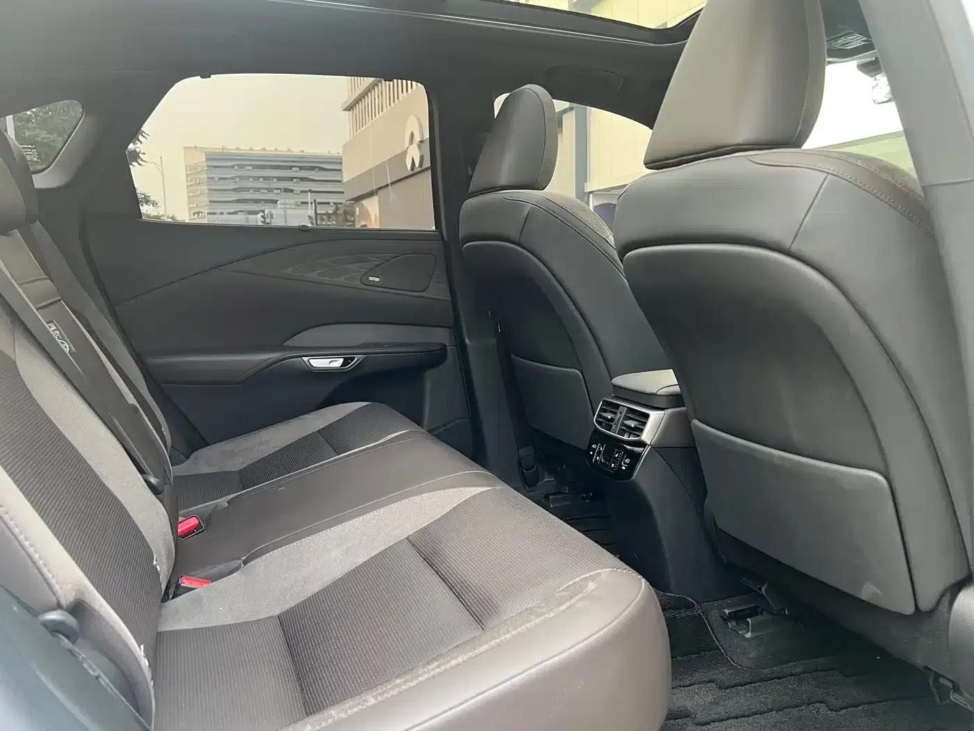 Lexus RX Hybrid 2023 450h+ AWD Enjoy Edition — миниатюра 8