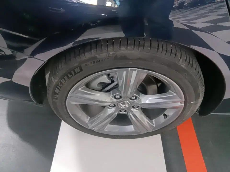 Honda Accord New Energy 2023 2.0L ePHEV Luxury Edition — миниатюра 11