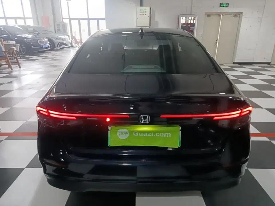 Honda Accord New Energy 2023 2.0L ePHEV Luxury Edition — миниатюра 5