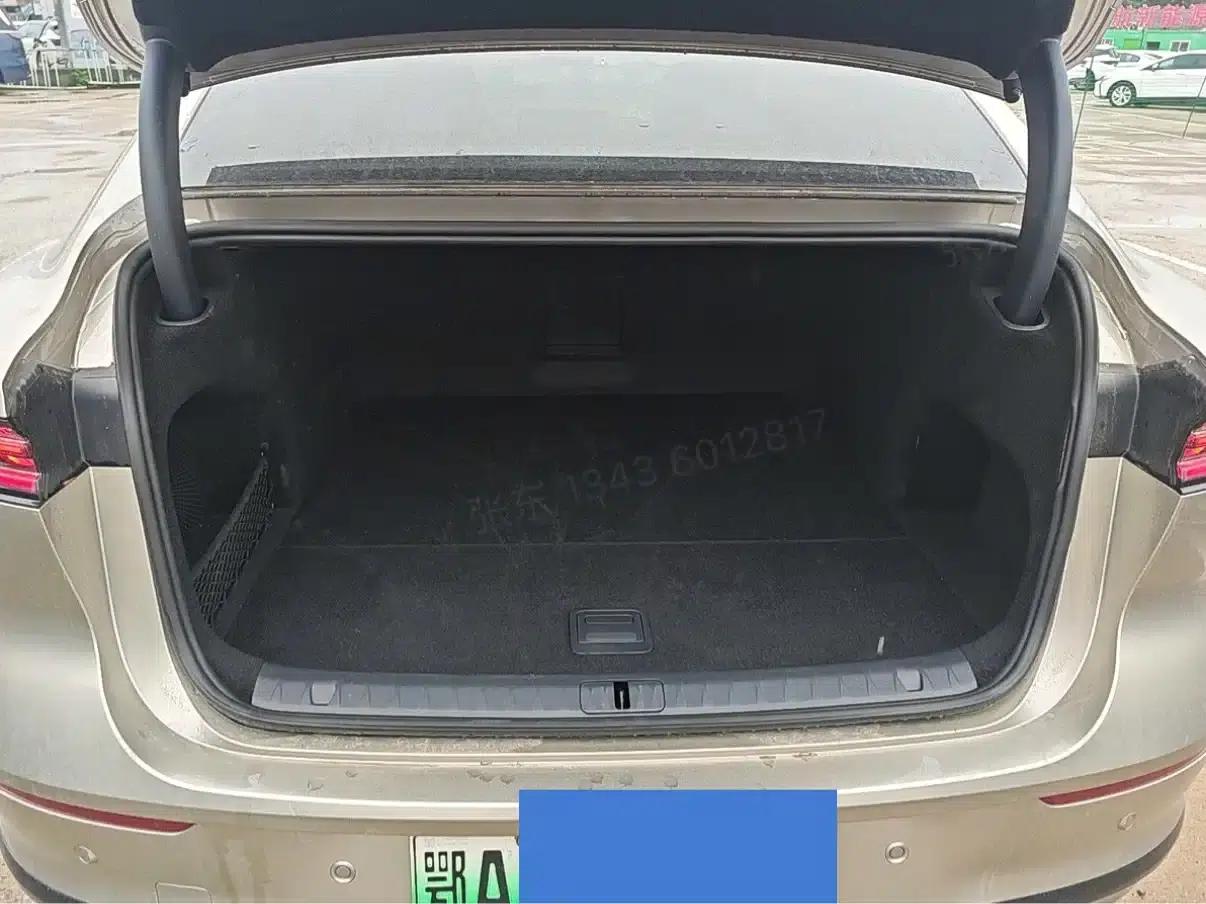 Voyah Chase Light L 2026 All-Wheel Drive Ultra — миниатюра 9