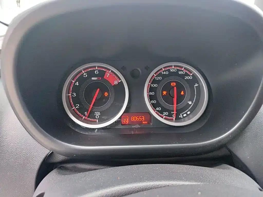 MG3SW 2015 1.5L AMT Elite — миниатюра 12