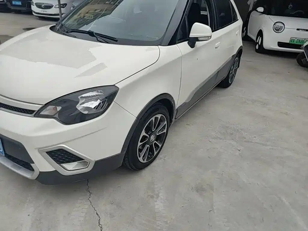 MG3SW 2015 1.5L AMT Elite — миниатюра 24