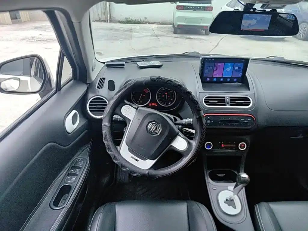 MG3SW 2015 1.5L AMT Elite — миниатюра 10