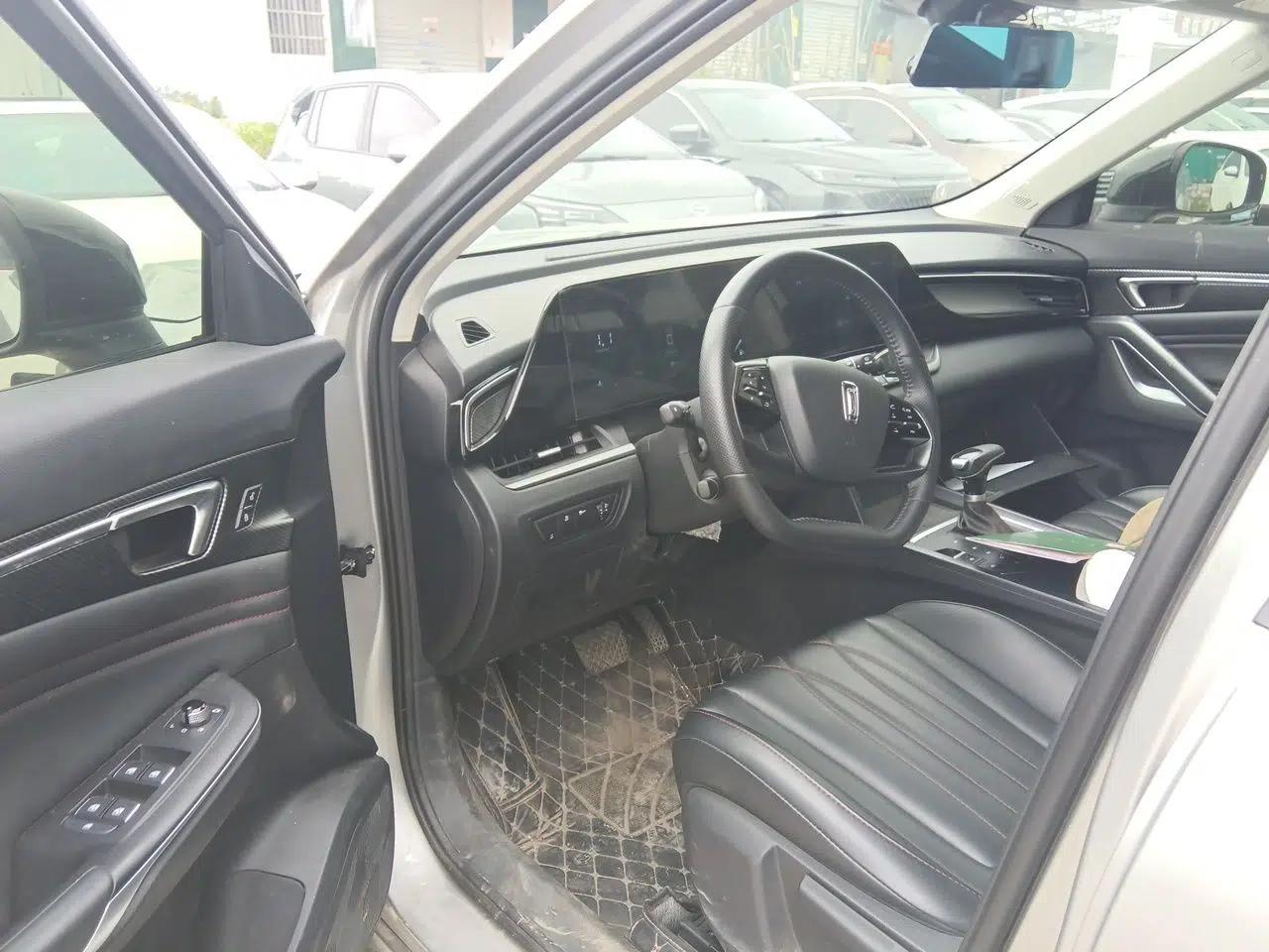 Bestune T55 2022 1.5T Automatic Leap Edition — миниатюра 16