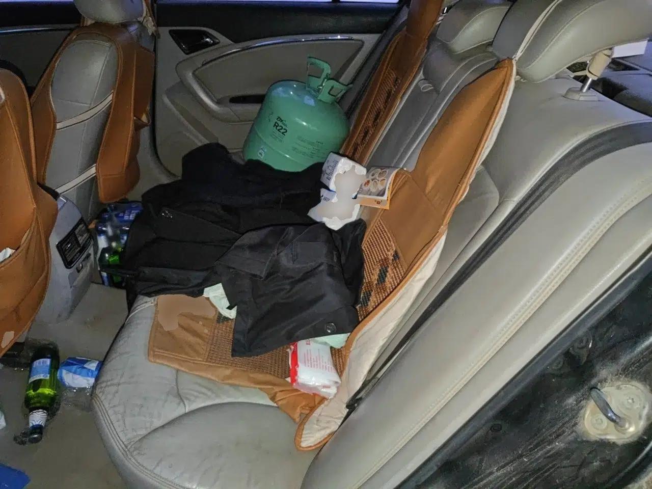 Bestune B90 2012 2.0L Automatic Luxury Edition — миниатюра 17