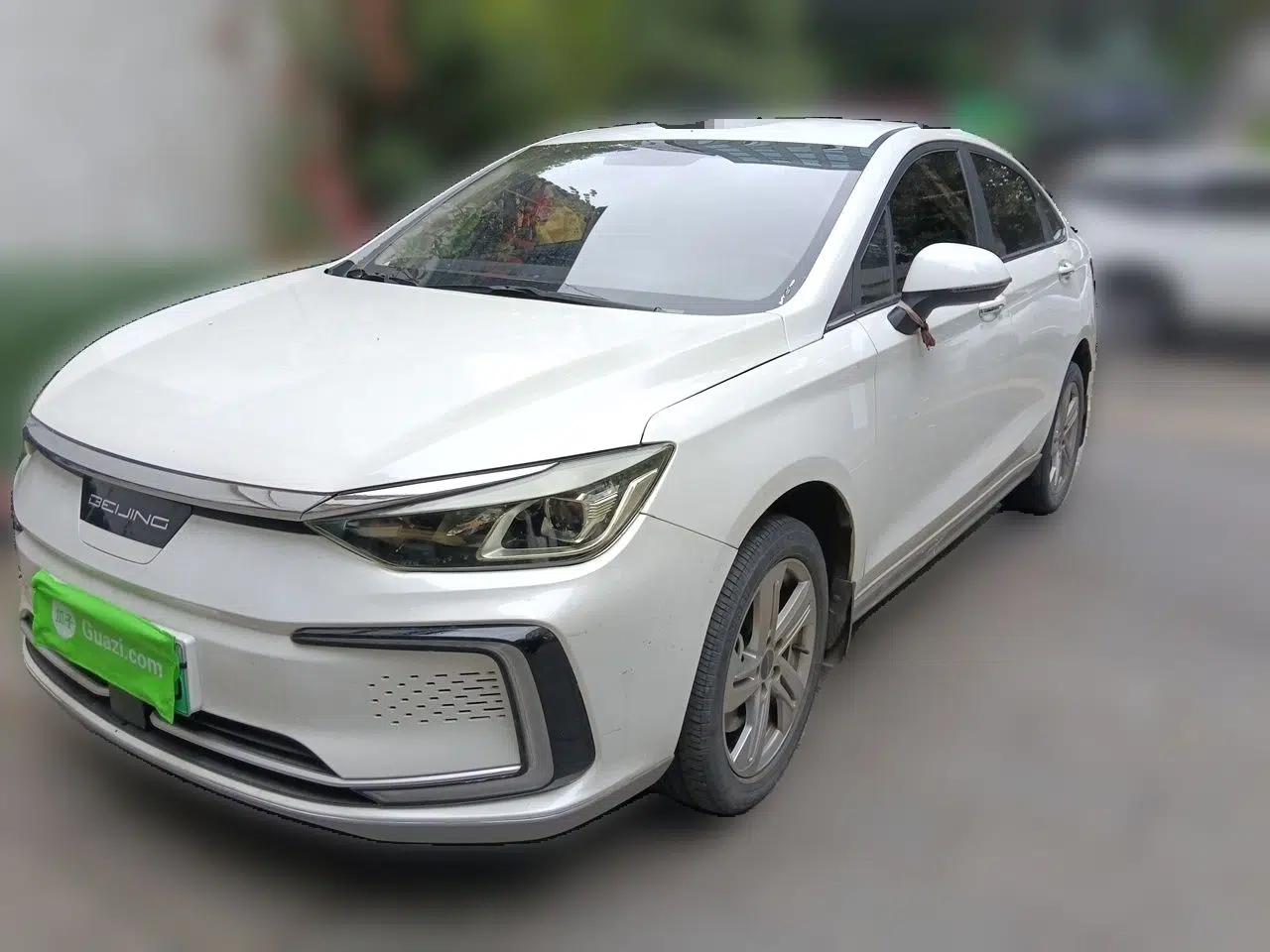 BAIC Beijing EU5 2022 Ride-Hailing Edition — миниатюра 1