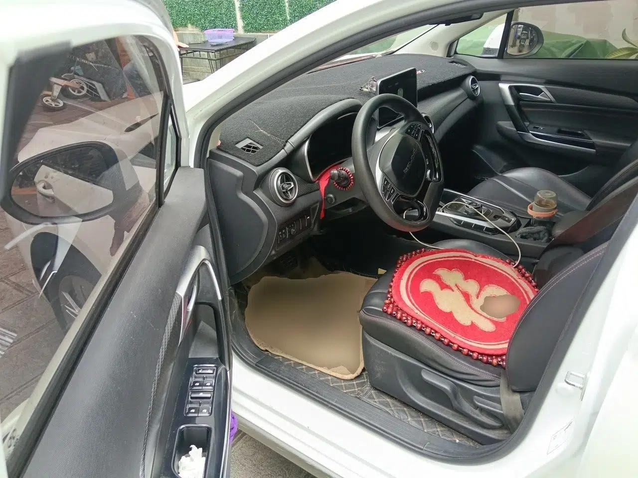 BAIC Beijing EU5 2022 Ride-Hailing Edition — миниатюра 16