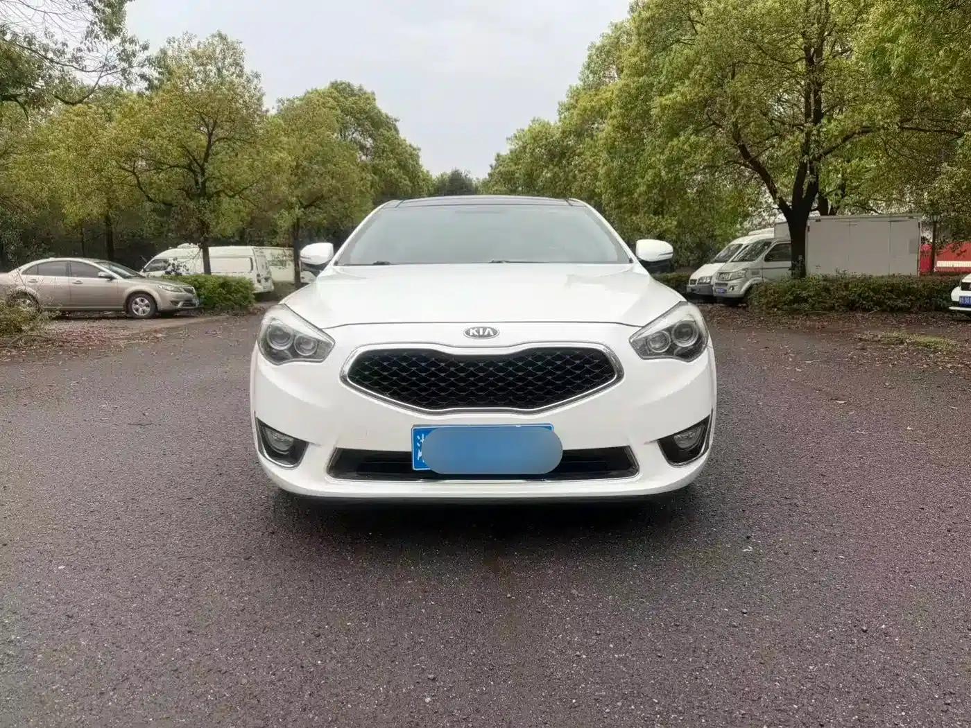 Kia K5 2013 2.4L Business Sunroof Model (National IV Emission Standard) — миниатюра 2