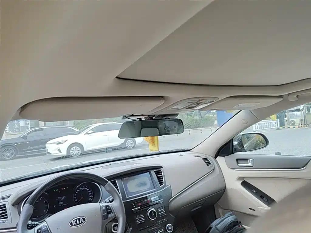 Kia K5 2012 2.4L Premium — миниатюра 18