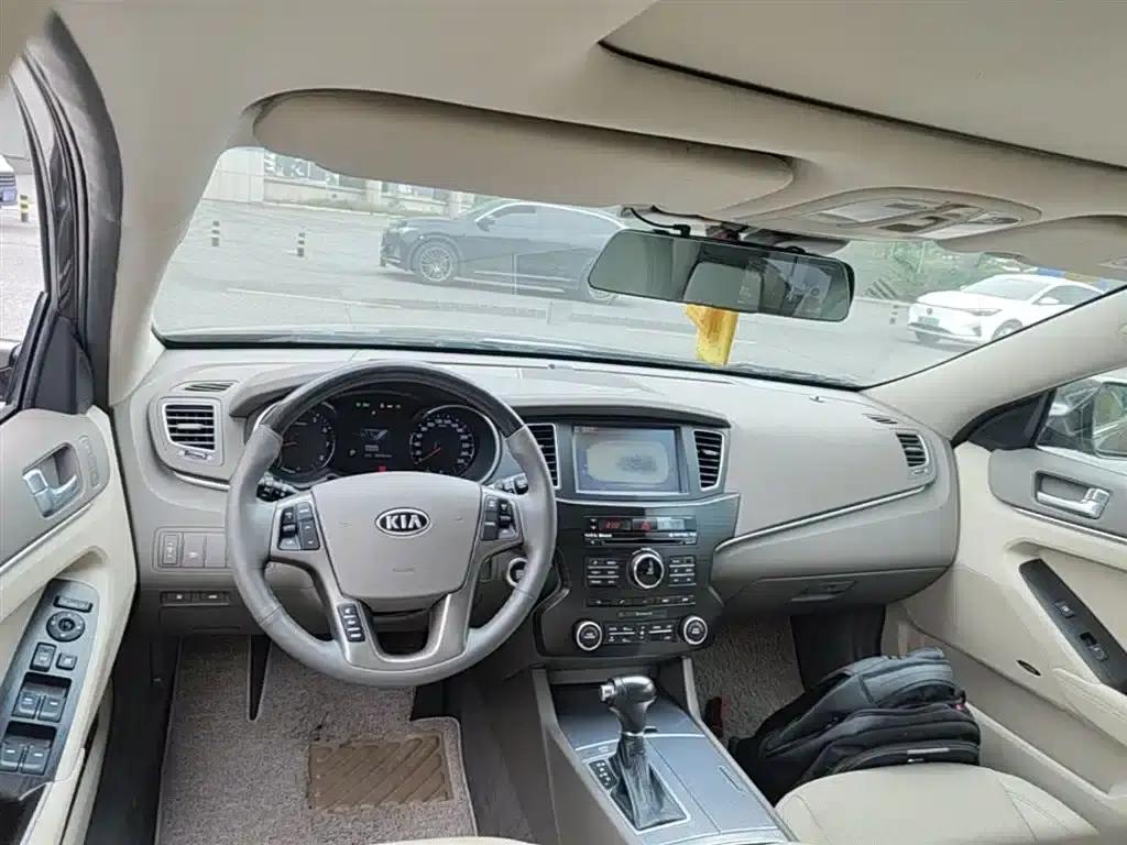 Kia K5 2012 2.4L Premium — миниатюра 10
