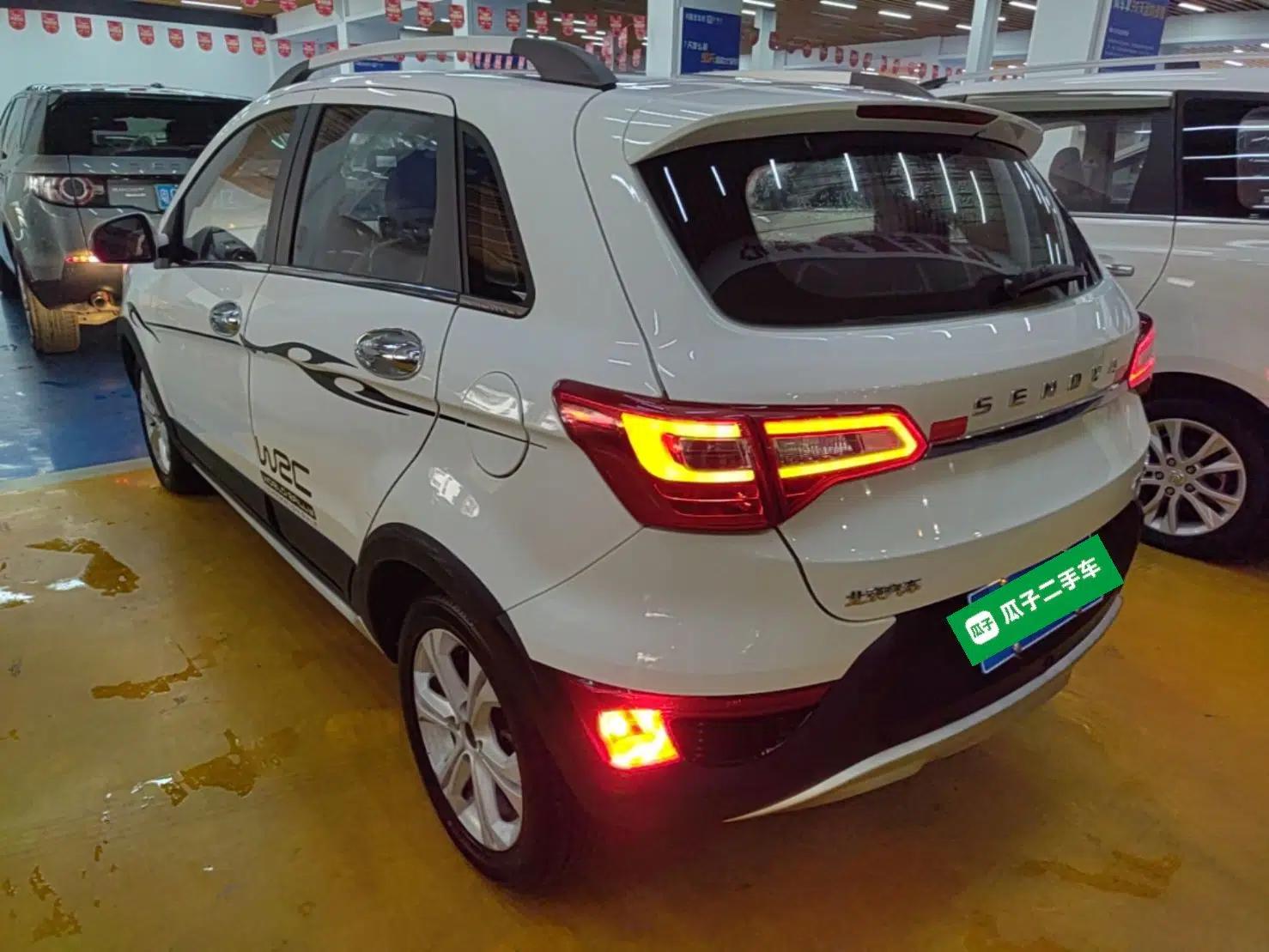 BAIC Senova X25 2015 1.5L manual Comfort trim level — миниатюра 4