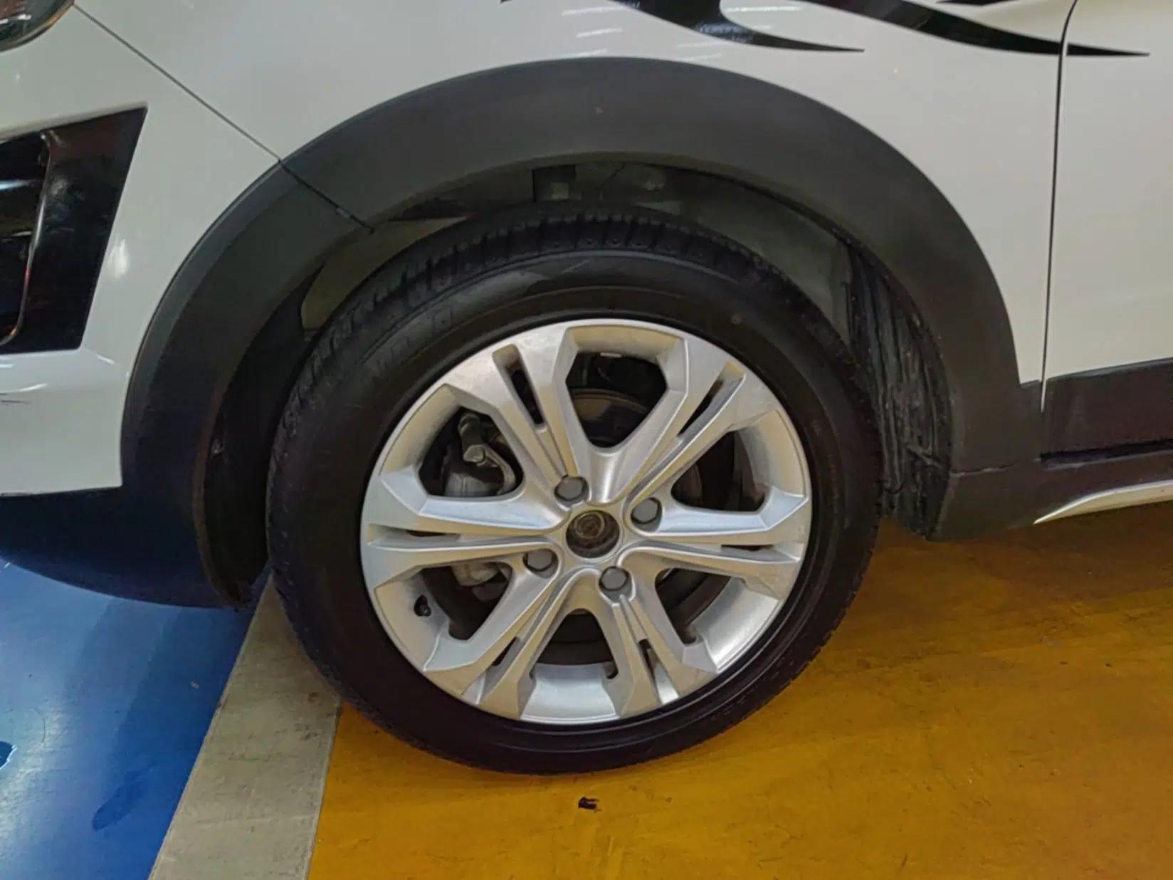 BAIC Senova X25 2015 1.5L manual Comfort trim level — миниатюра 10