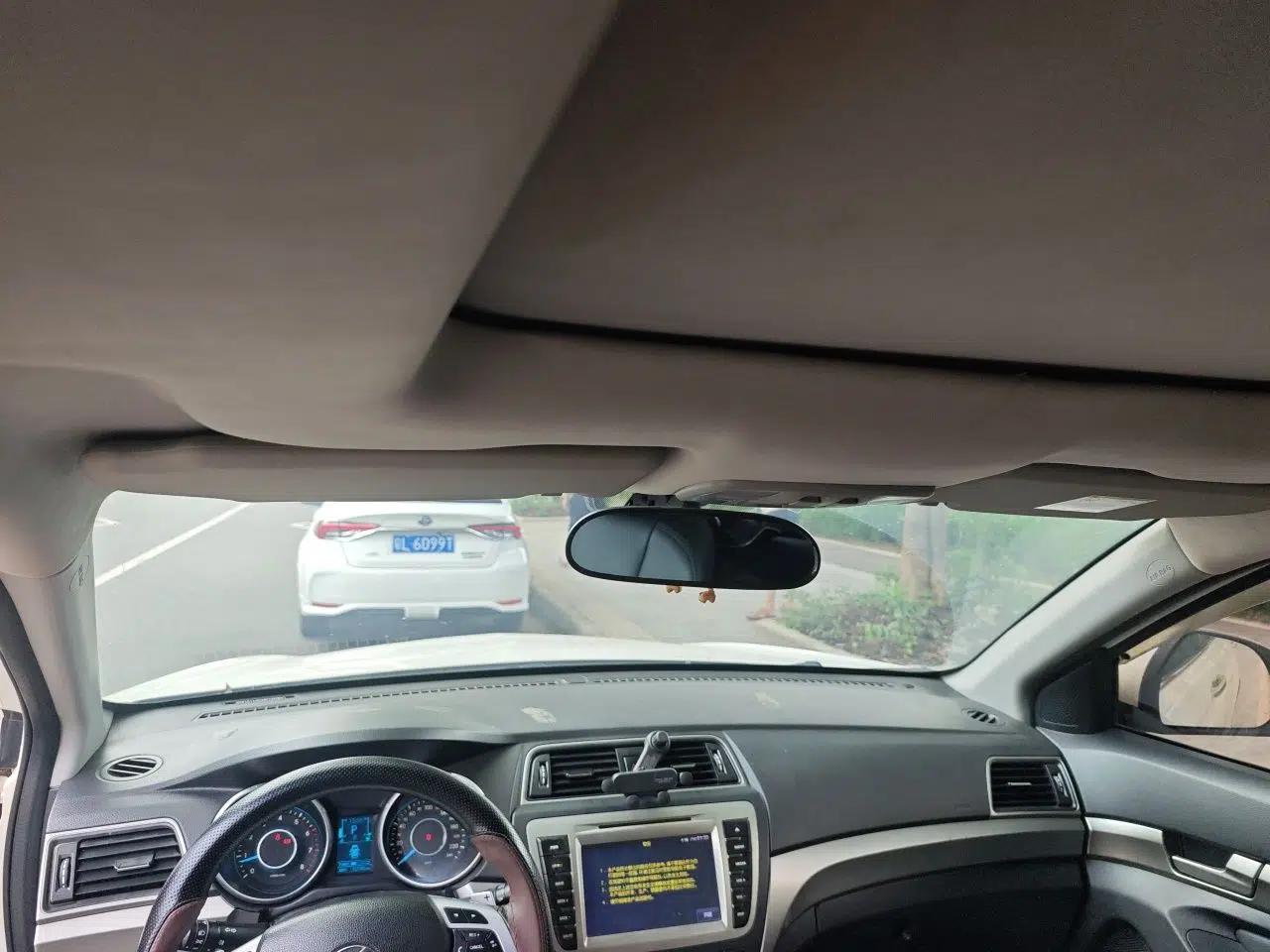 BAIC Senova X65 2015 2.0T Automatic Elite Model — миниатюра 18