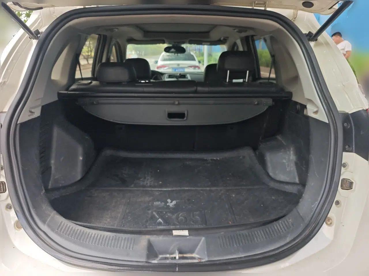 BAIC Senova X65 2015 2.0T Automatic Elite Model — миниатюра 19