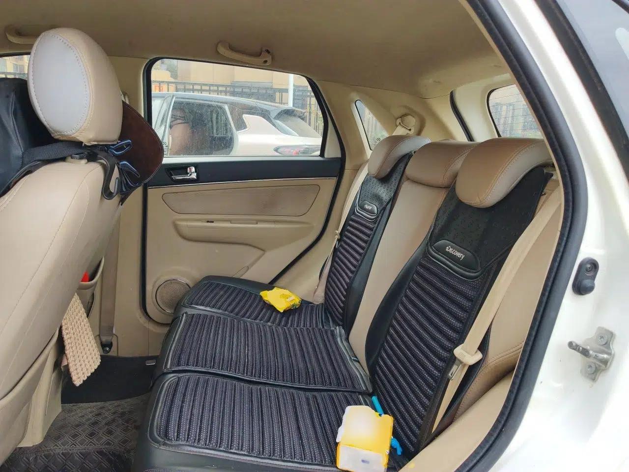 BAIC Senova D20 2015 Hatchback 1.5L Manual Lotte Edition — миниатюра 17