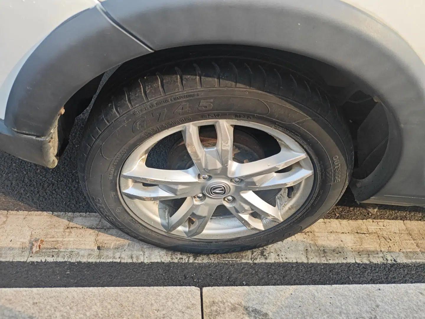 CHANGAN CX20 2014 1.4L IMT Sunroof Navigation Version China V Standard — миниатюра 11