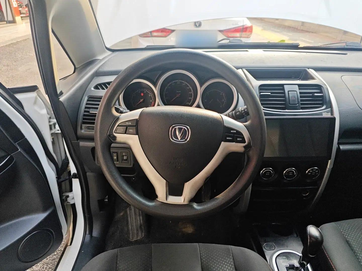 CHANGAN CX20 2014 1.4L IMT Sunroof Navigation Version China V Standard — миниатюра 12
