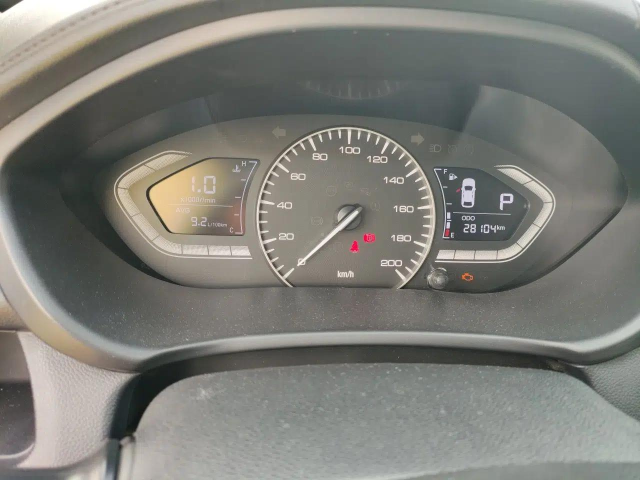 CHANGAN Alsvin 2019 1.5L DCT LianDong Cloud Edition — миниатюра 11