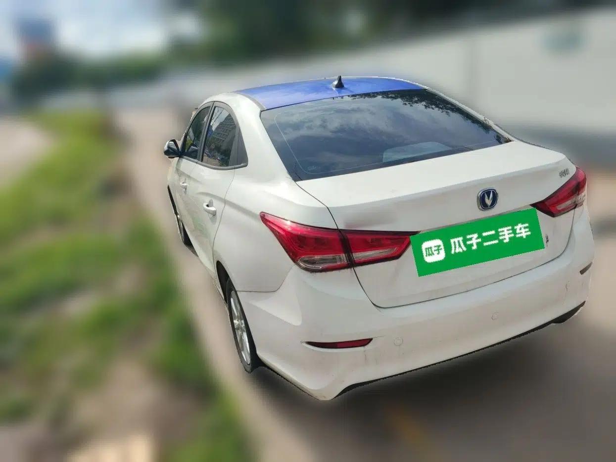 CHANGAN Alsvin 2019 1.5L DCT LianDong Cloud Edition — миниатюра 4
