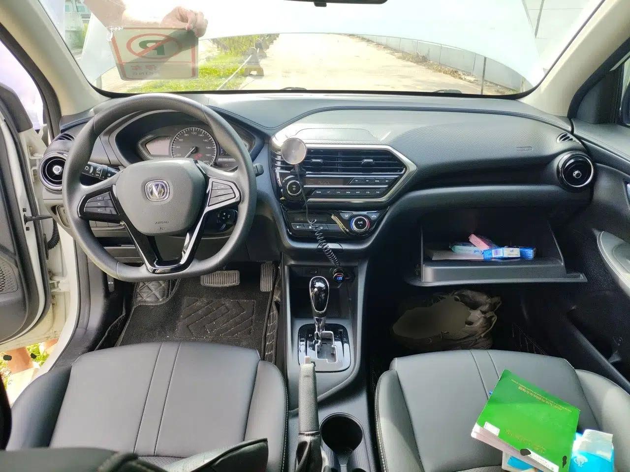 CHANGAN Alsvin 2019 1.5L DCT LianDong Cloud Edition — миниатюра 9