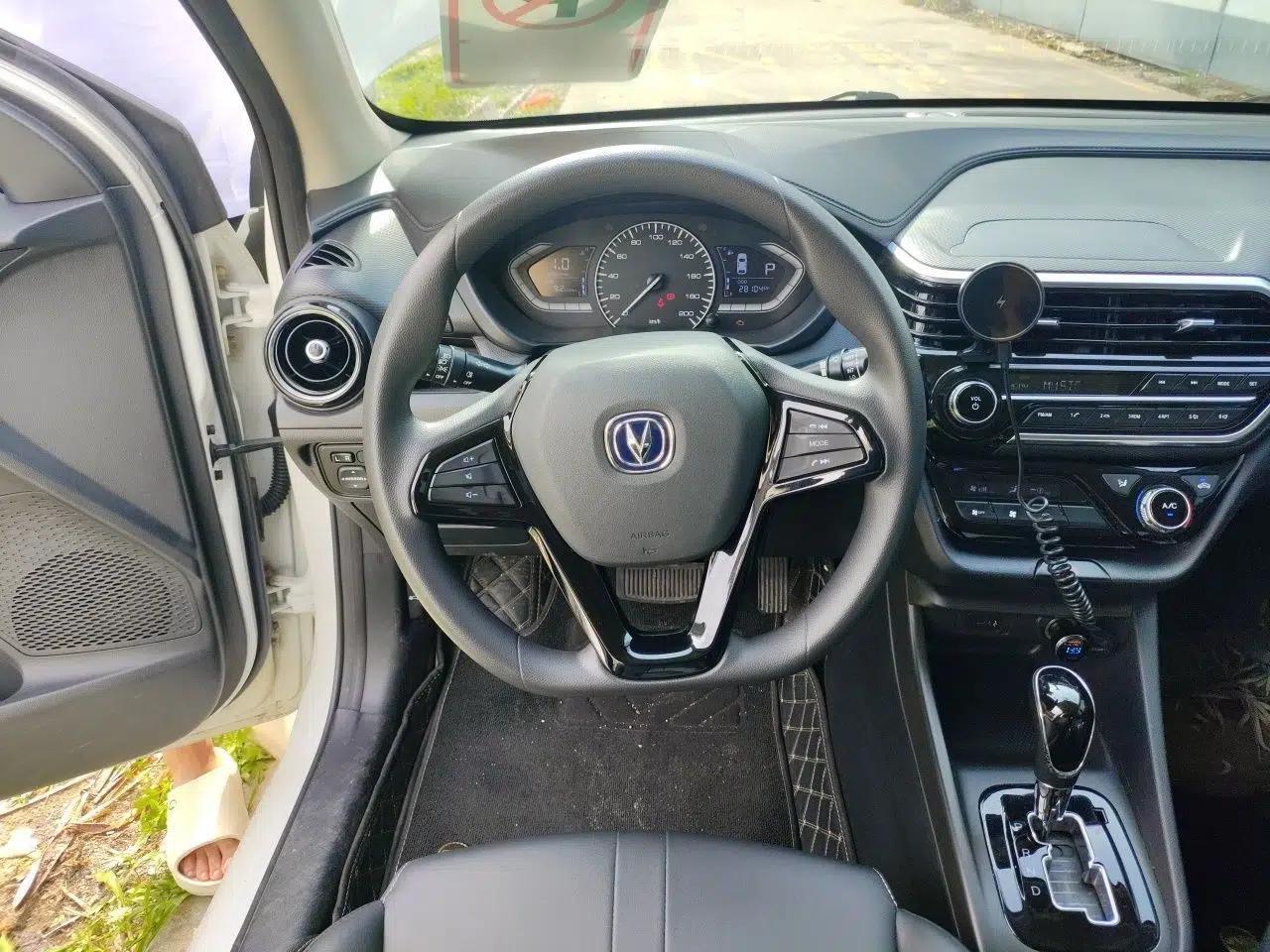 CHANGAN Alsvin 2019 1.5L DCT LianDong Cloud Edition — миниатюра 10