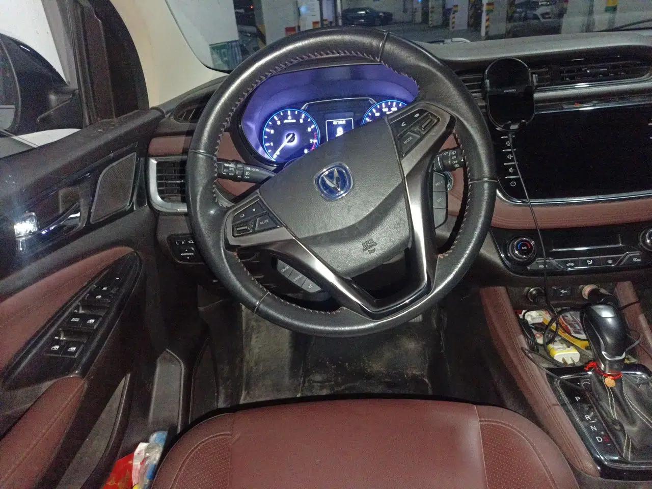 CHANGAN Lingxuan 2017 1.5T Automatic Lehuo Happy Edition — миниатюра 10