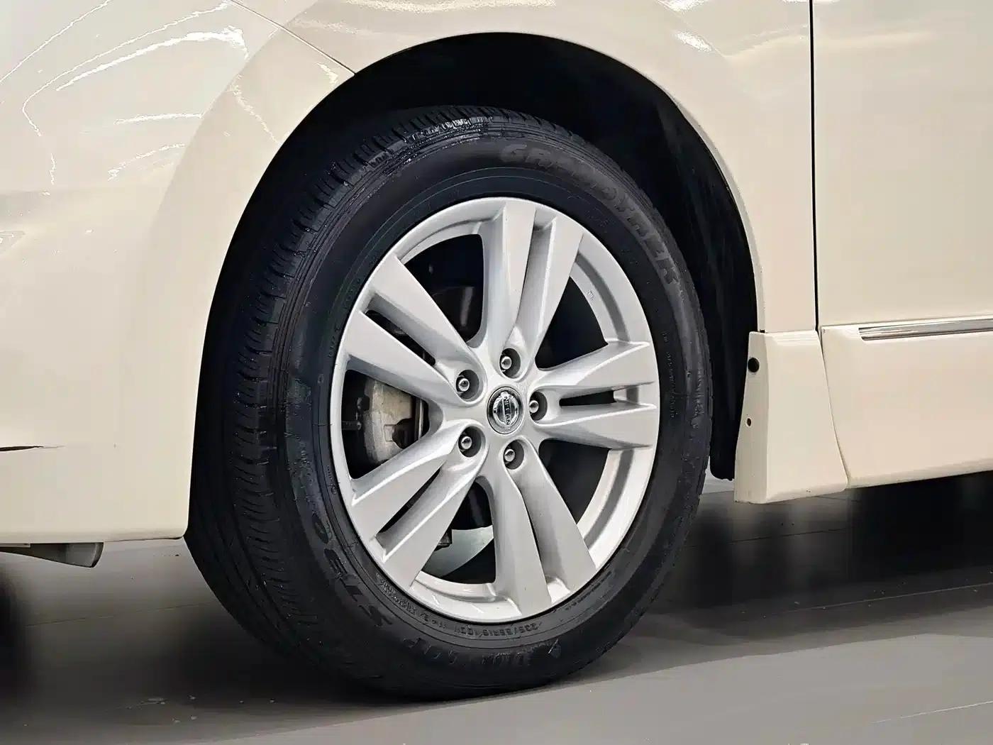 Quest 2015 3.5L SL — миниатюра 3