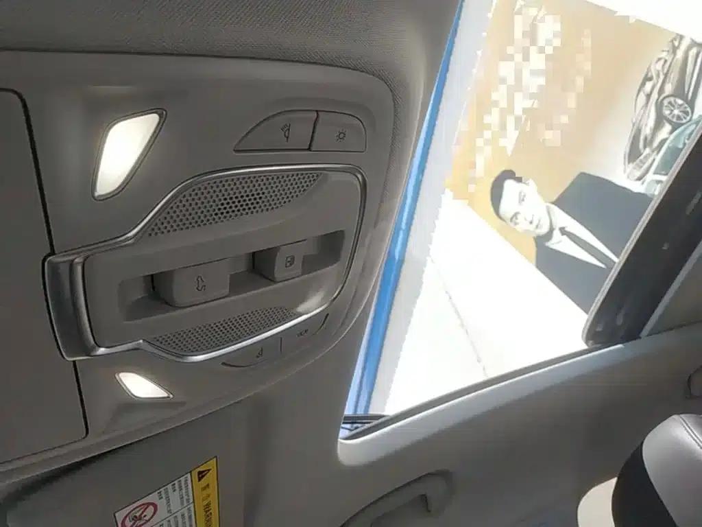 Roewe RX5 eMAX 2020 500PHEV Intelligent Cockpit Flagship Edition — миниатюра 18