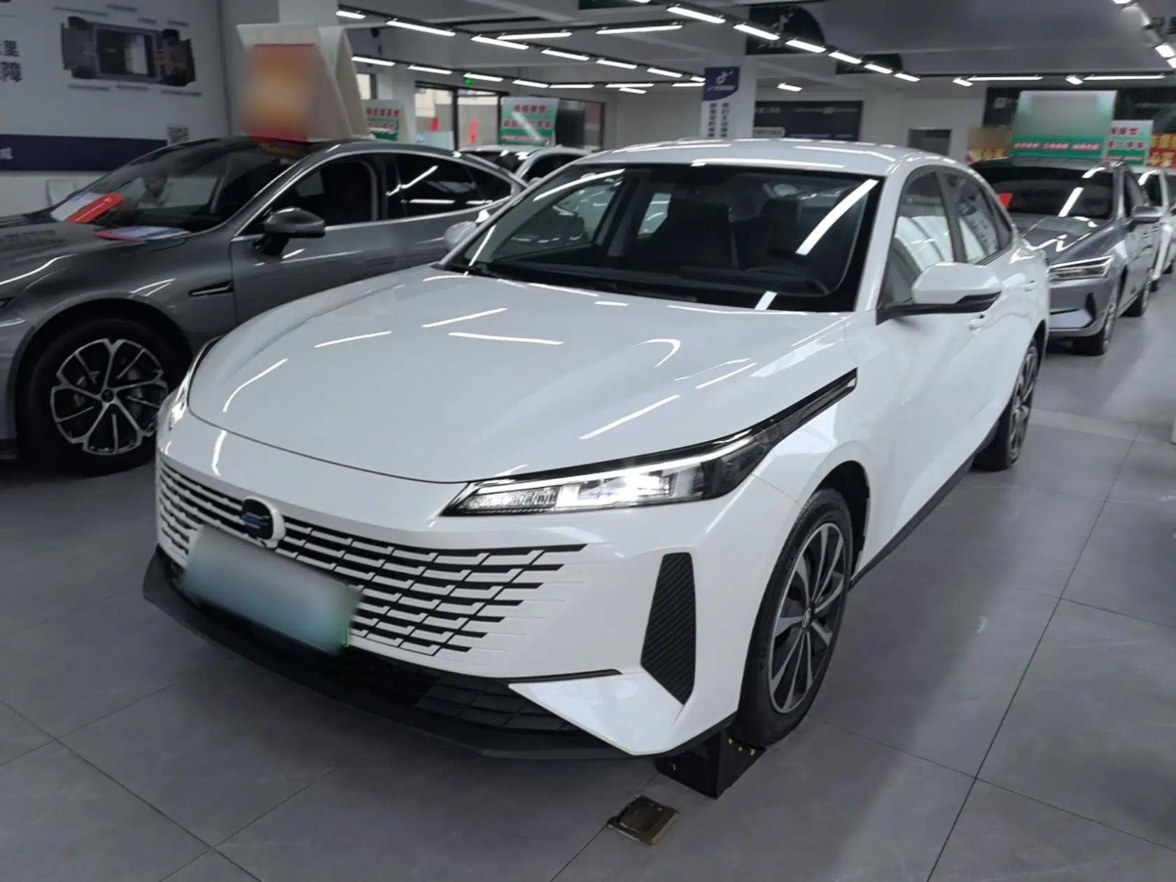 CHANGAN OSHAN 520 2025 Standard Edition — миниатюра 1