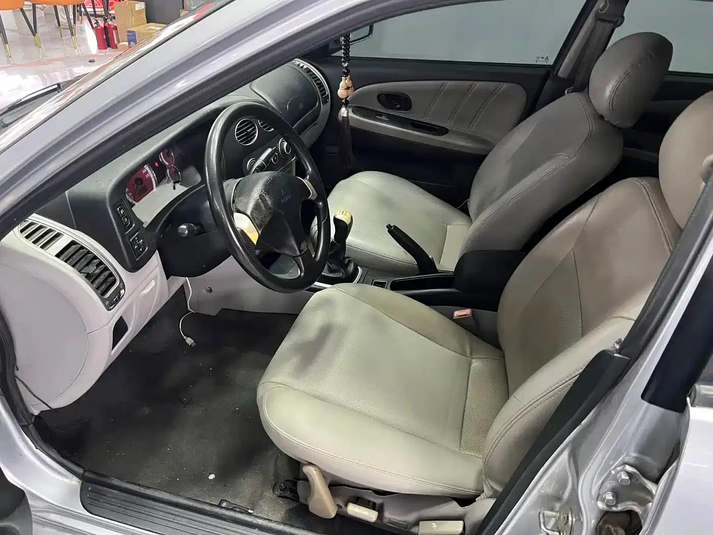 Lancer 2012 1.6L Manual Comfort Edition — миниатюра 12
