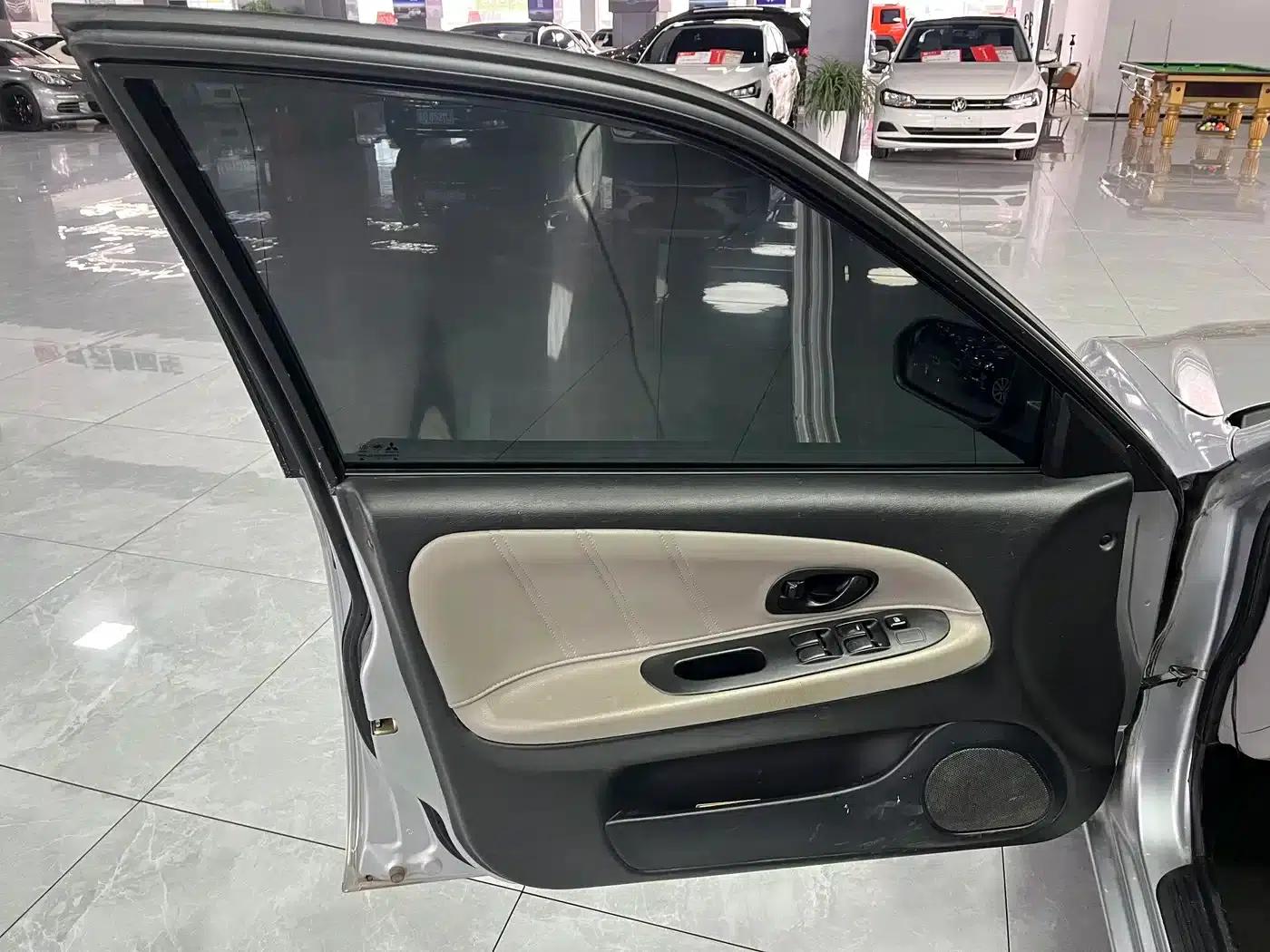Lancer 2012 1.6L Manual Comfort Edition — миниатюра 8
