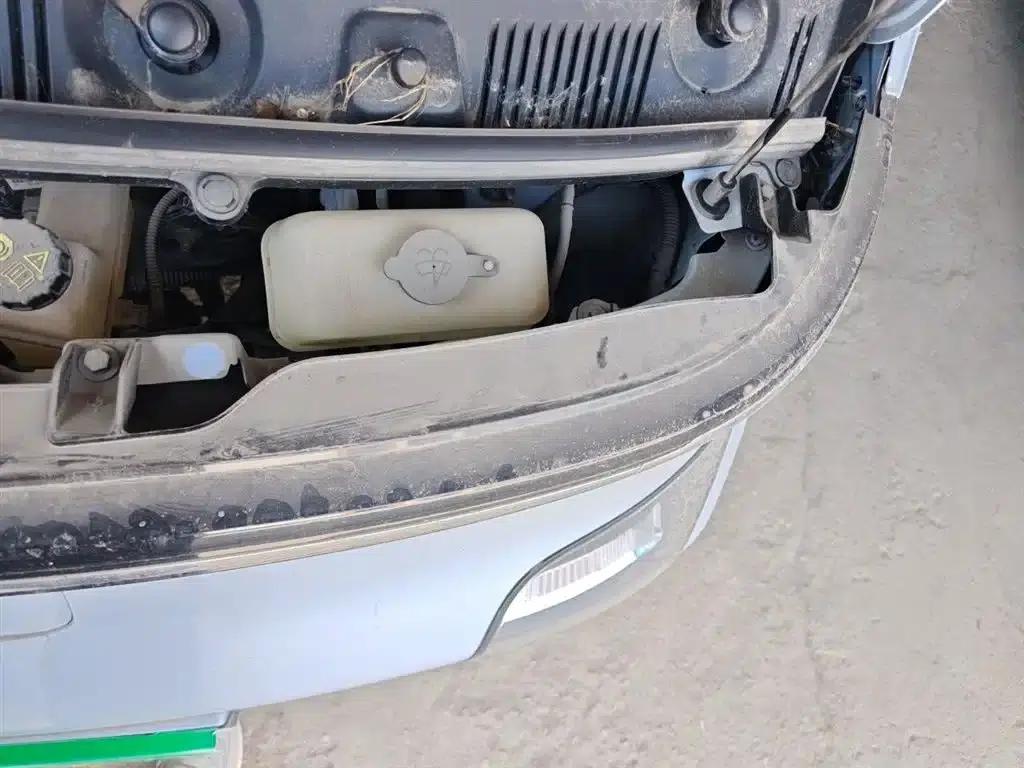 Wuling Air ev Clear Sky 2023 Model, Four-Seat Standard Edition — миниатюра 22