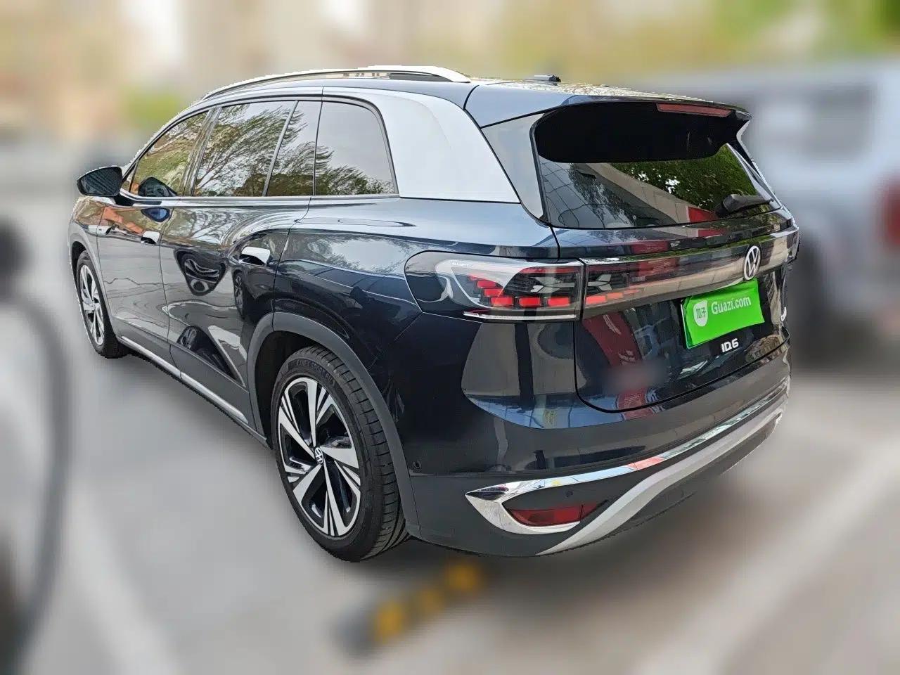 Volkswagen ID.6 CROZZ 2022 Long-Range PRO Edition — миниатюра 4