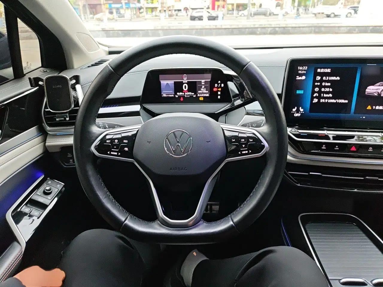 Volkswagen ID.6 CROZZ 2022 Long-Range PRO Edition — миниатюра 9