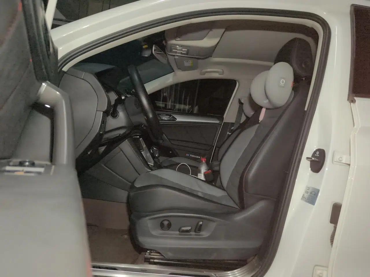 Volkswagen Tiguan X 2021 330TSI Two-Wheel-Drive Flagship Edition — миниатюра 15